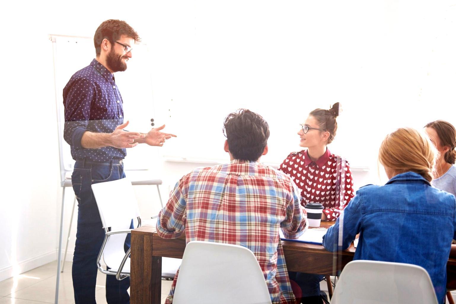 Sesión práctica de categorización financiera